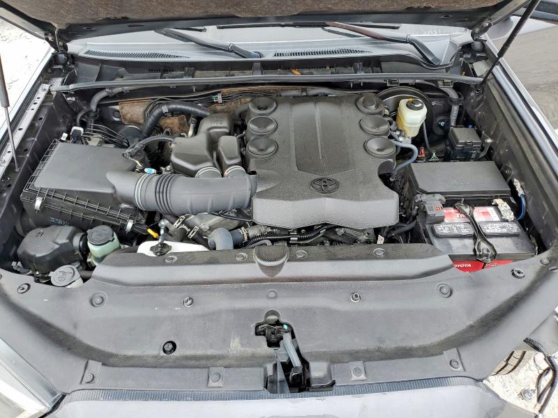 Photo 12 from auction – 2023 TOYOTA 4RUNNER SR with VIN JTEFU5JR8P5291798