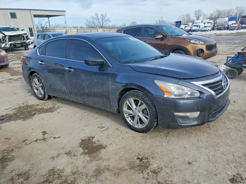 Photo 4 from auction – 2013 NISSAN ALTIMA with VIN 1N4AL3AP7DN486006