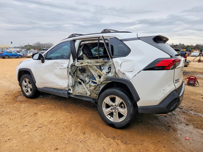 Photo 2 from auction – 2019 TOYOTA RAV4 with VIN 2T3W1RFV2KC003822