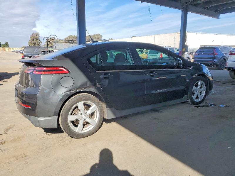 Photo 3 from auction – 2014 CHEVROLET VOLT with VIN 1G1RE6E46EU117470
