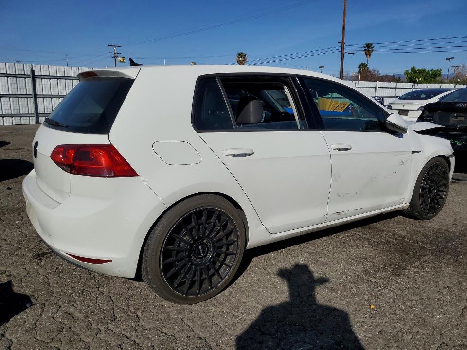 Photo 3 from auction – 2015 VOLKSWAGEN GOLF with VIN 3VW217AU7FM052356