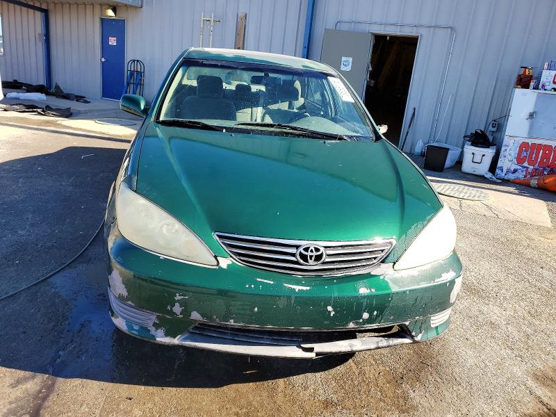 Photo 5 from auction – 2004 TOYOTA CAMRY LE with VIN 4T1BE32K25U507956