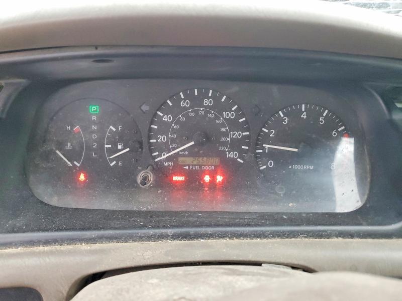 Photo 9 from auction – 2001 TOYOTA CAMRY with VIN 4T1BG22K91U021739