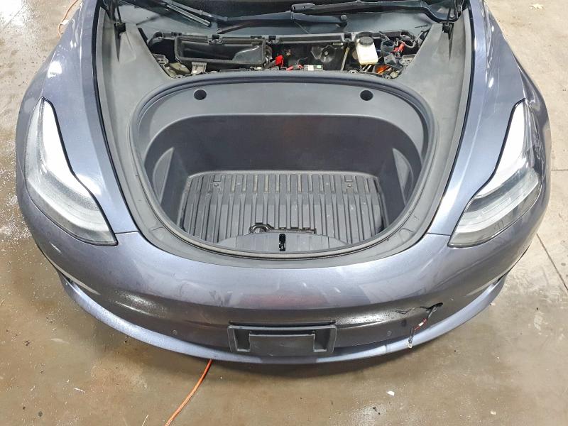 Photo 11 from auction – 2022 TESLA MODEL 3 with VIN 5YJ3E1EA3NF372155