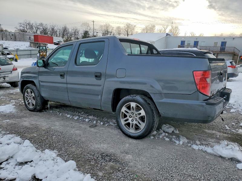 Photo 2 from auction – 2011 HONDA RIDGELINE with VIN 5FPYK1F23BB008164