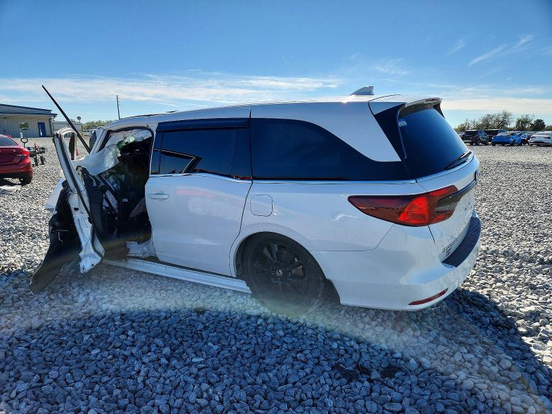 Photo 2 from auction – 2024 HONDA ODYSSEY with VIN 5FNRL6H71RB025278