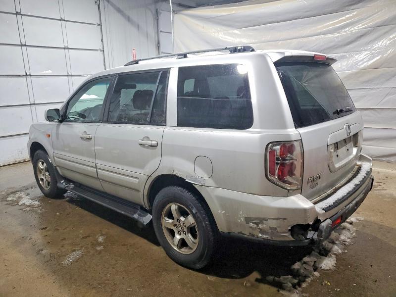 Photo 2 from auction – 2006 HONDA PILOT EX with VIN 2HKYF18576H507108