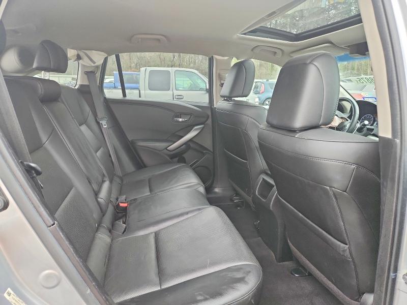 Photo 11 from auction – 2015 ACURA RDX TECHNO with VIN 5J8TB3H53FL013780