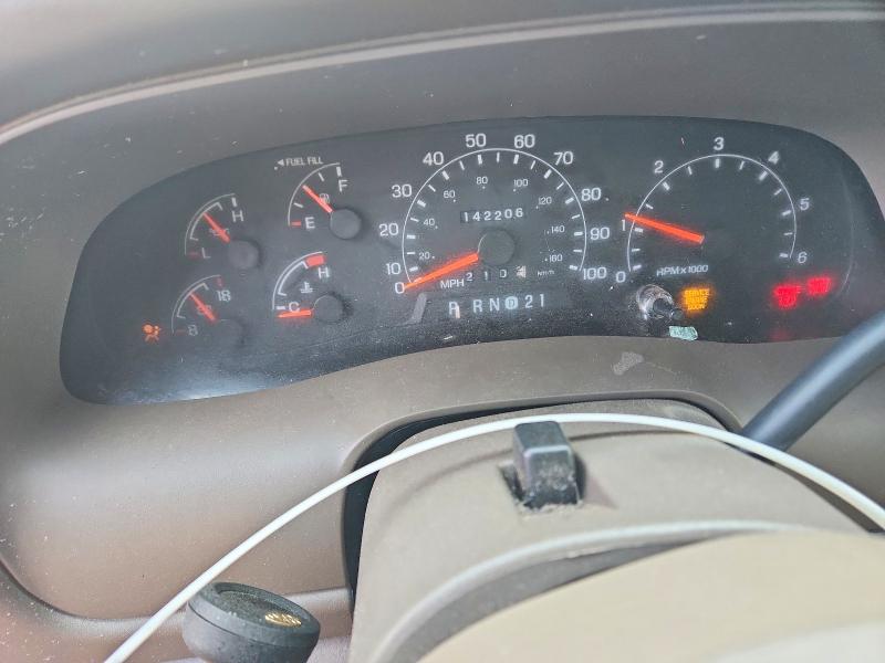 Photo 9 from auction – 2000 FORD EXCURSION with VIN 1FMNU43S5YEE51045