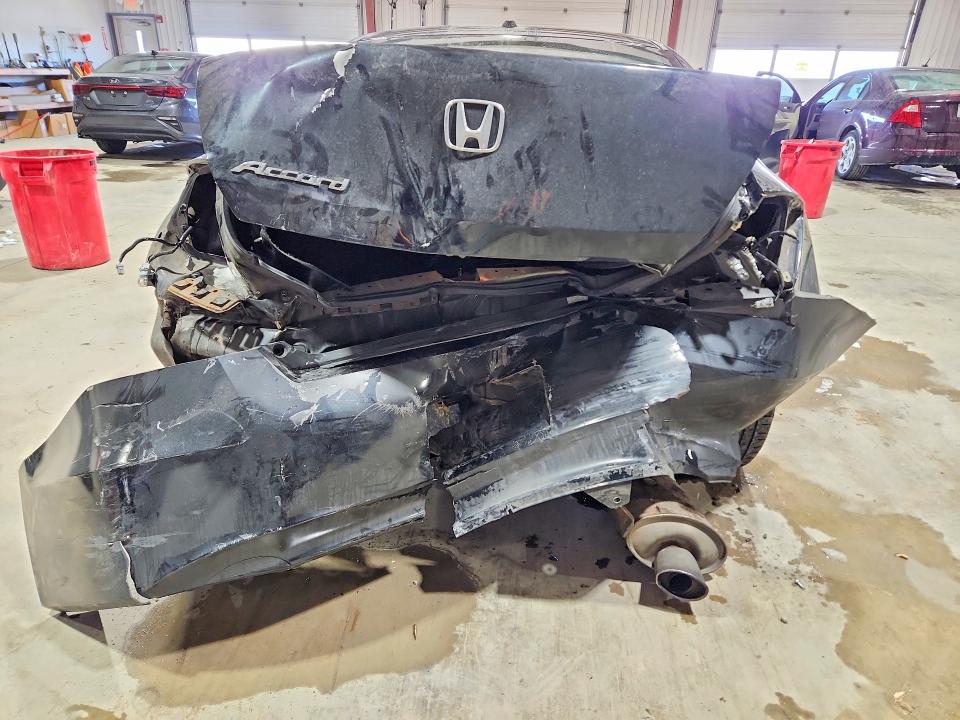 Photo 6 from auction – 2010 HONDA ACCORD EXL with VIN 1HGCS1B83AA007392