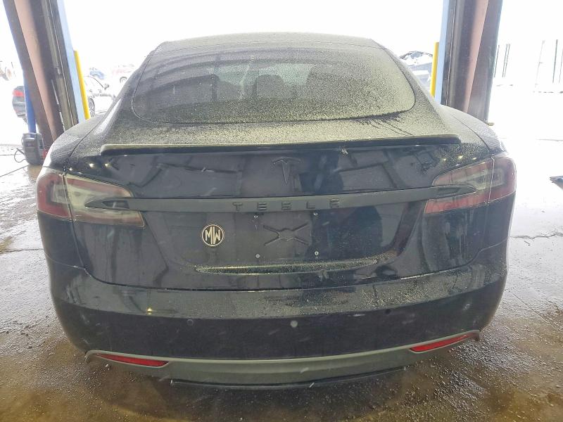 Photo 6 from auction – 2015 TESLA MODEL S with VIN 5YJSA1E16FF119016