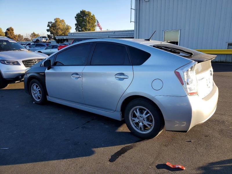 Photo 2 from auction – 2011 TOYOTA PRIUS with VIN JTDKN3DU5B5317559