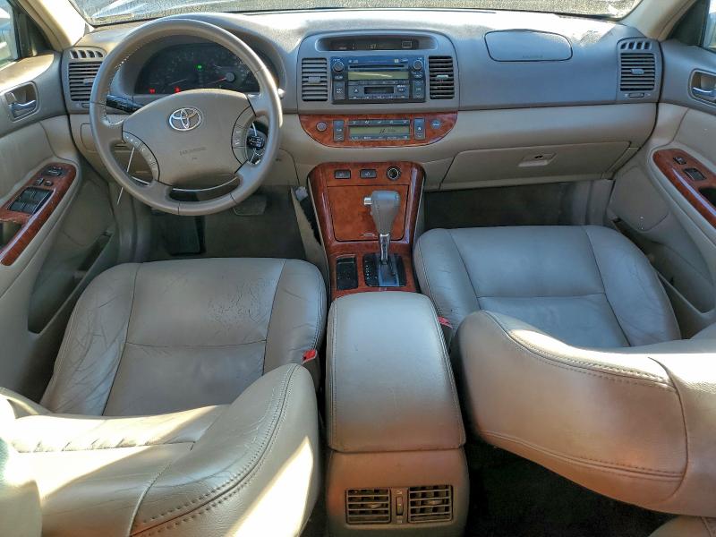 Photo 8 from auction – 2005 TOYOTA CAMRY LE with VIN 4T1BF30K65U082774