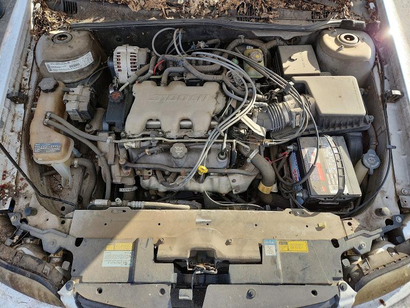 Photo 11 from auction – 2001 CHEVROLET MALIBU LS with VIN 1G1NE52J716217658