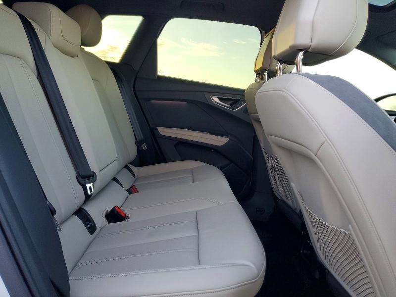 Zdjęcie 11 z aukcji – 2025 AUDI Q4 E-TRON z VIN WA1B5BFZ0SP071912