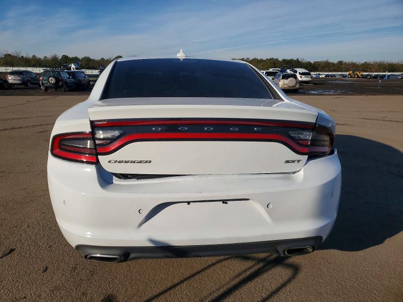 Photo 6 from auction – 2016 DODGE CHARGER SX with VIN 2C3CDXHG8GH355181