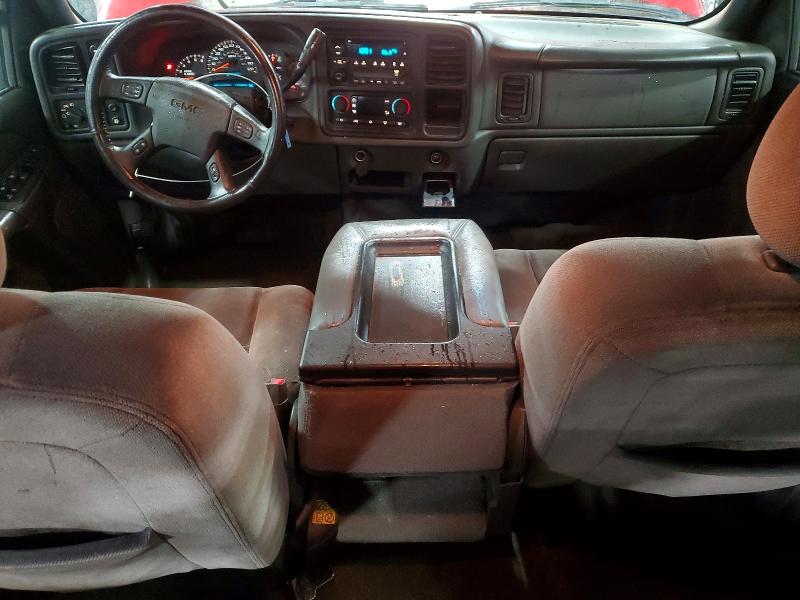 Photo 8 from auction – 2005 GMC NEW SIERRA with VIN 2GTEK13T751345596