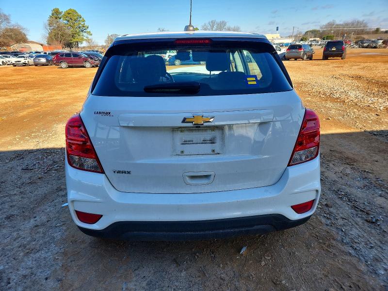 Photo 6 from auction – 2018 CHEVROLET TRAX LS with VIN 3GNCJKSB8JL416233
