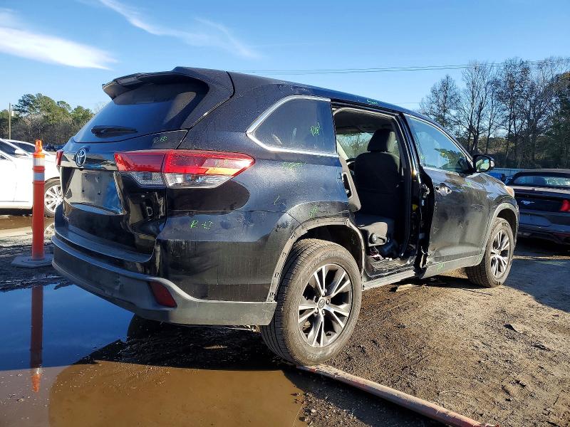 Zdjęcie 3 z aukcji – 2019 TOYOTA HIGHLANDER z VIN 5TDZZRFH5KS297345