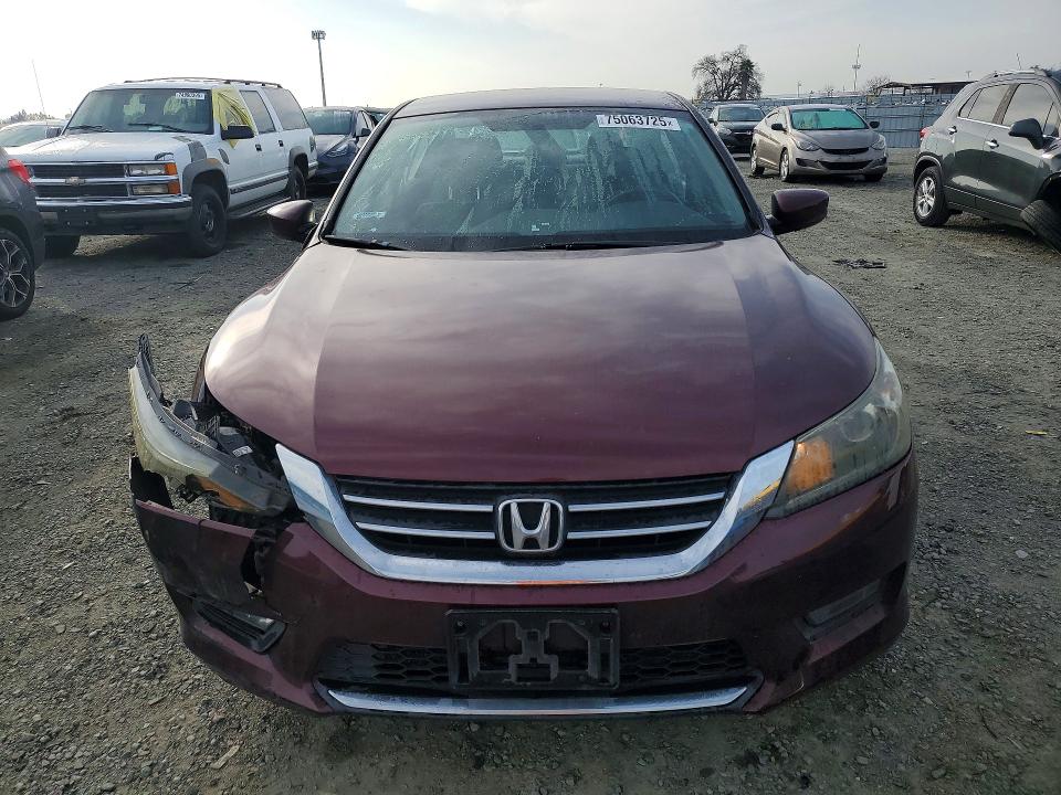 Photo 5 from auction – 2015 HONDA ACCORD with VIN 1HGCR2F57FA070911