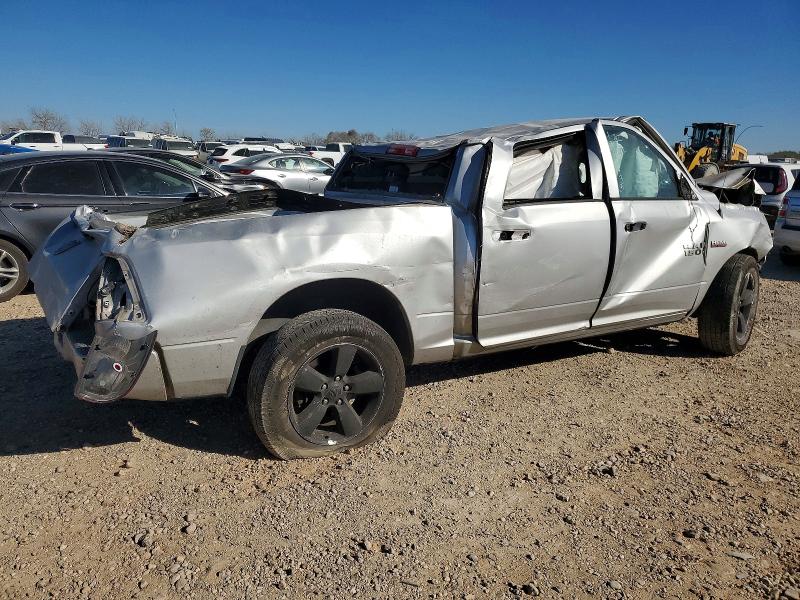 Photo 3 from auction – 2015 RAM 1500 with VIN 3C6RR6KT5FG698334