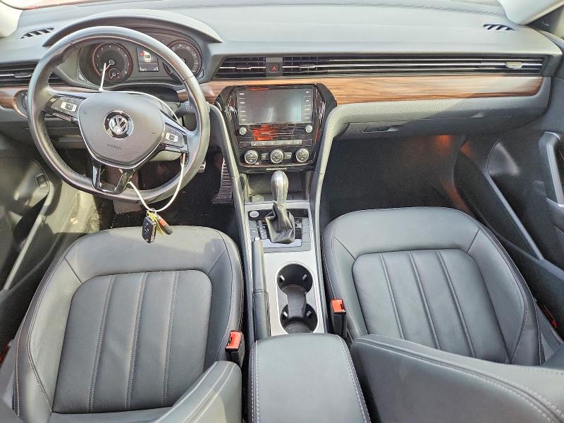 Photo 8 from auction – 2020 VOLKSWAGEN PASSAT with VIN 1VWCA7A36LC026033