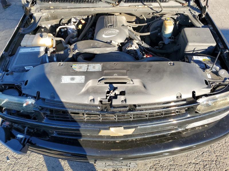 Photo 11 from auction – 2002 CHEVROLET SILVERADO with VIN 2GCEC19V121404157