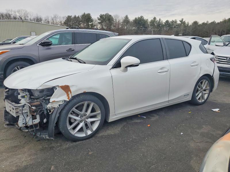 LEXUS CT 200 2015 with VIN JTHKD5BHXF2237832 - Photo from auction