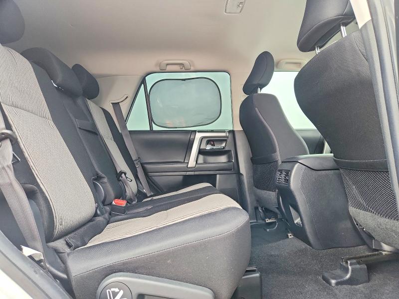 Photo 11 from auction – 2022 TOYOTA 4RUNNER with VIN JTEMU5JR5N6046116