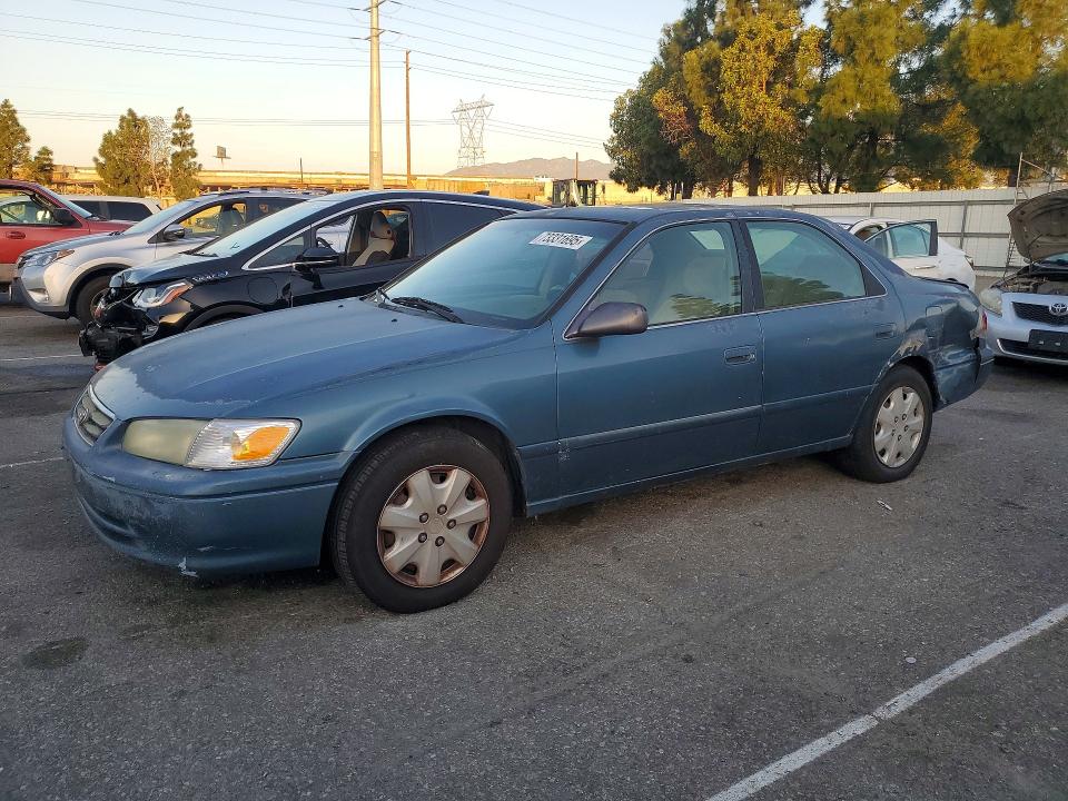 Photo 1 from auction – 2001 TOYOTA CAMRY with VIN 4T1BG22K21U822237