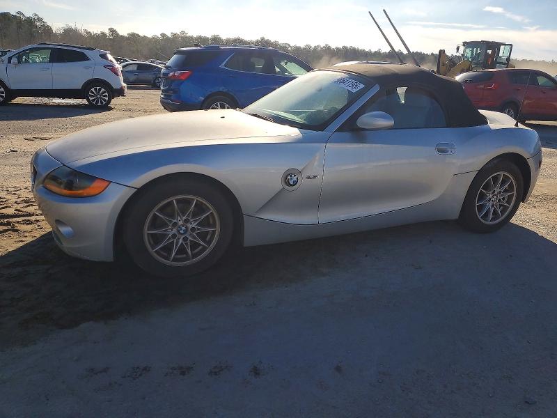 BMW Z4 2004 with VIN 4USBT33554LS49272 - Photo from auction