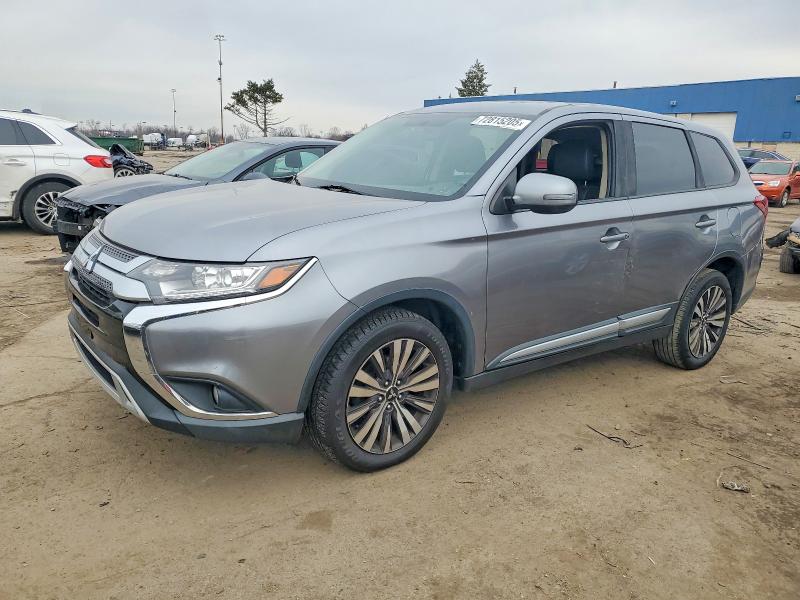 MITSUBISHI OUTLANDER 2019 with VIN JA4AZ3A35KZ013226 - Photo from auction
