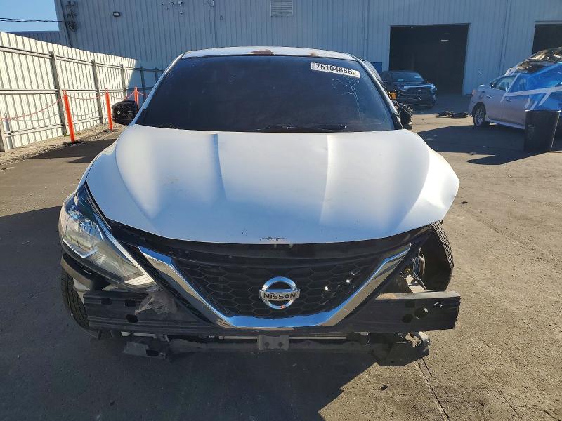 Photo 5 from auction – 2016 NISSAN SENTRA S with VIN 3N1AB7AP6GY281453