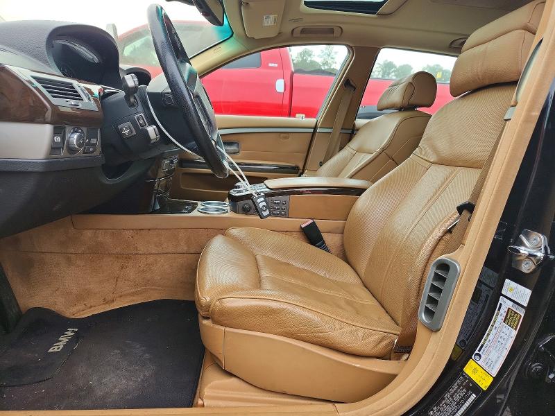 Photo 7 from auction – 2007 BMW 750 with VIN WBAHN83527DT77195