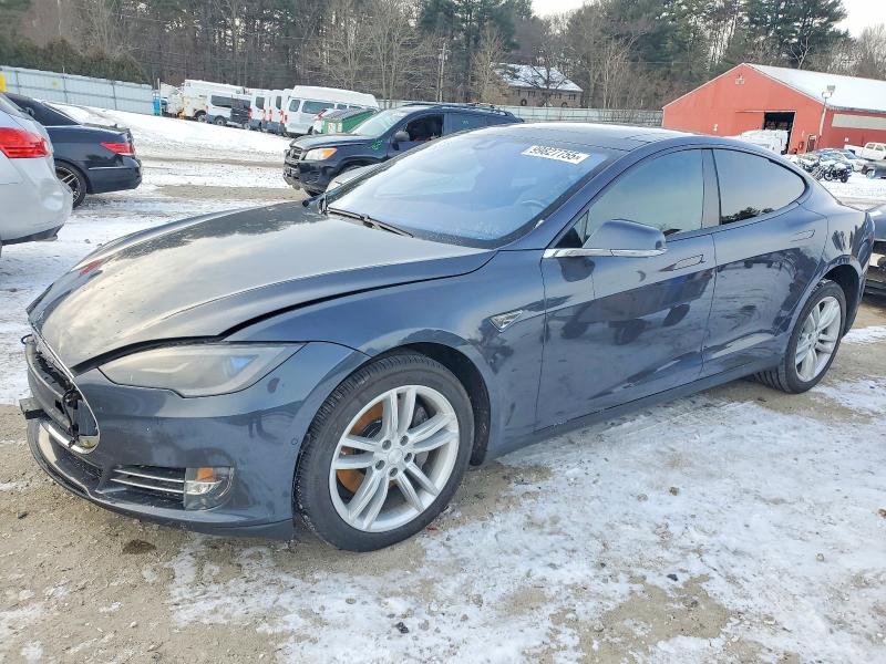 TESLA MODEL S 2015 with VIN 5YJSA1H20FF081304 - Photo from auction
