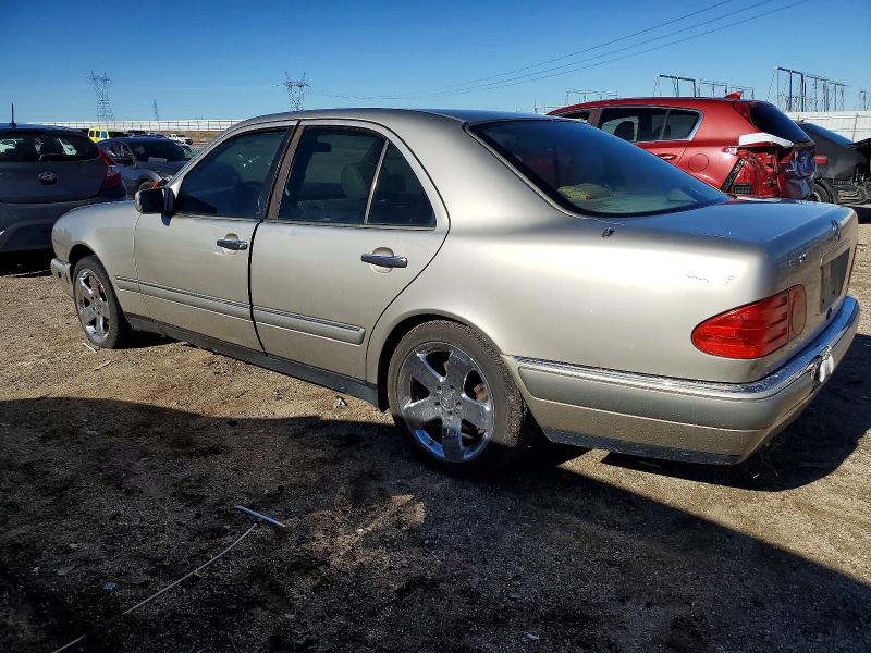 Photo 2 from auction – 1996 MERCEDES-BENZ E with VIN WDBJF55FXTJ010822