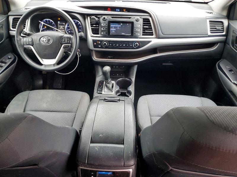 Photo 8 from auction – 2018 TOYOTA HIGHLANDER with VIN 5TDBZRFH6JS899607