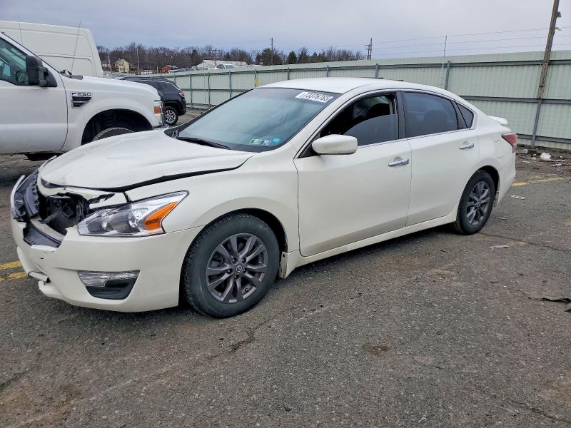 NISSAN ALTIMA 2.5 2015 with VIN 1N4AL3AP2FN900294 - Photo from auction