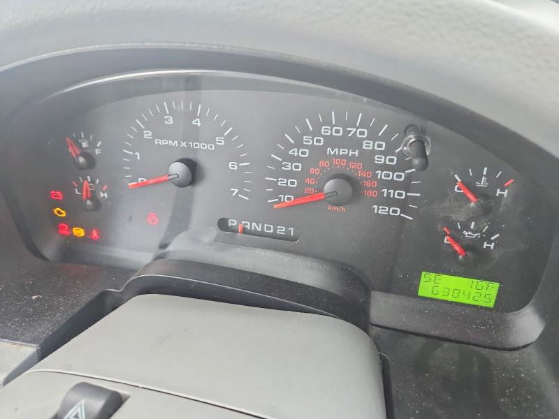 Photo 9 from auction – 2005 FORD F150 with VIN 1FTRF14W95NA93007