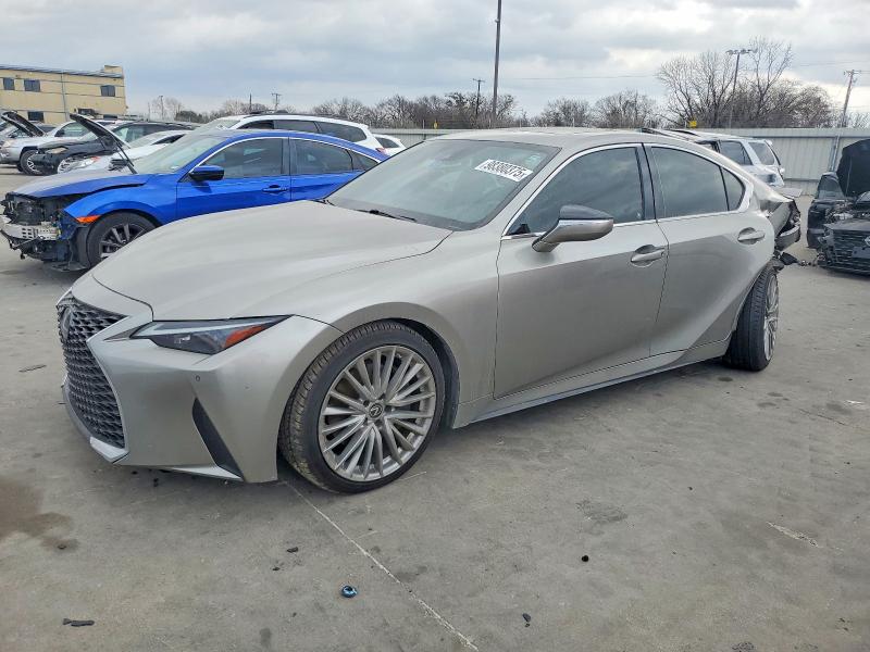 LEXUS IS 300 2022 с VIN JTHDA1D22N5118446 - Фото с аукциона