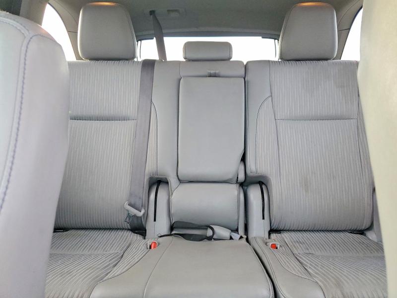 Photo 10 from auction – 2017 TOYOTA HIGHLANDER with VIN 5TDZZRFH4HS212309