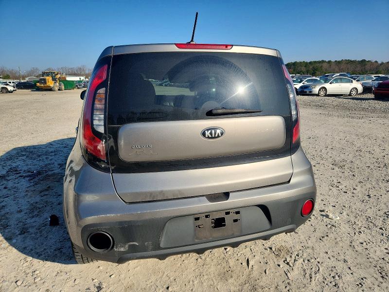 Photo 6 from auction – 2018 KIA SOUL with VIN KNDJN2A22J7619628