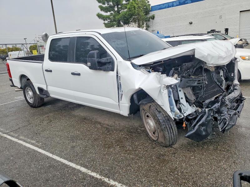 Foto 4 de la subasta – 2024 FORD F250 con VIN 1FT7W2AA0REF67034