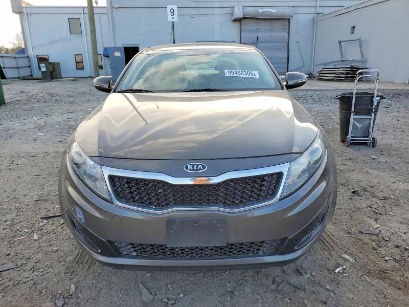 Photo 5 from auction – 2011 KIA OPTIMA with VIN KNAGM4A73B5071444