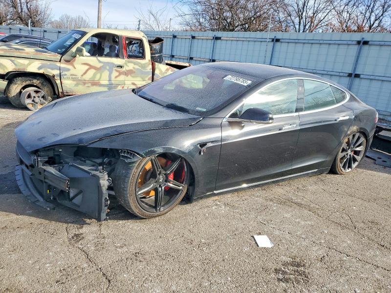 TESLA MODEL S 2020 with VIN 5YJSA1E46LF369474 - Photo from auction