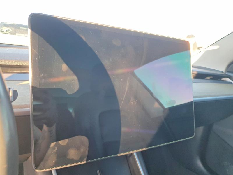 Photo 9 from auction – 2019 TESLA MODEL 3 with VIN 5YJ3E1EA1KF304948