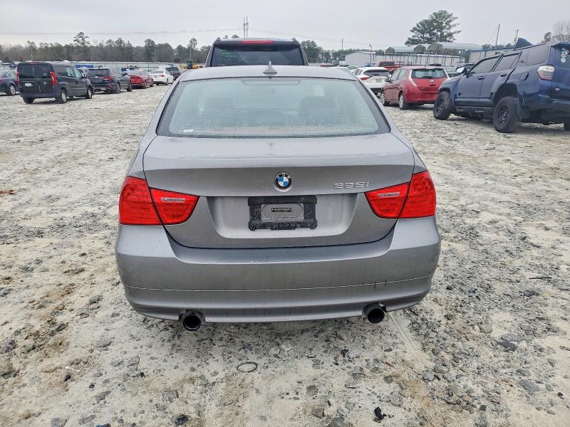 Photo 6 from auction – 2011 BMW 335 I with VIN WBAPM5G57BNN00256