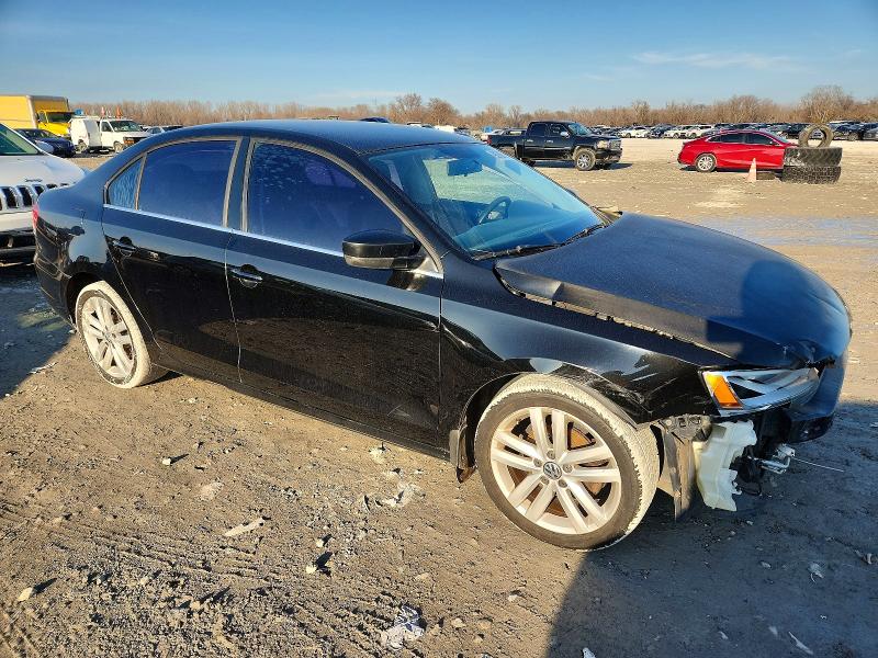 Photo 4 from auction – 2013 VOLKSWAGEN JETTA BASE with VIN 3VW2K7AJ3DM228142
