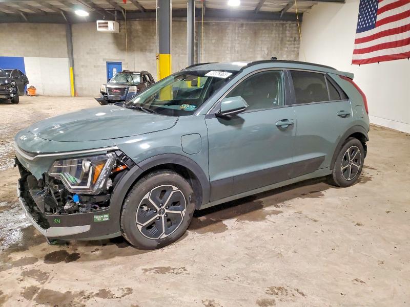 KIA NIRO EX 2024 with VIN KNDCS3LF3R5127415 - Photo from auction