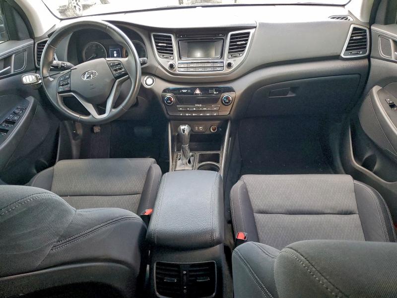 Photo 8 from auction – 2017 HYUNDAI TUCSON LIM with VIN KM8J33A20HU559495